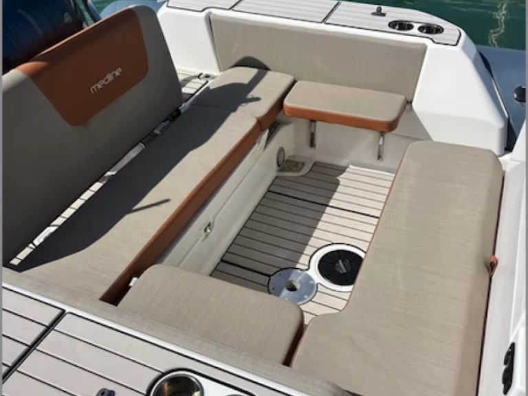 Zodiac Medline 7.5 te huur van particulier of professional in Marseille