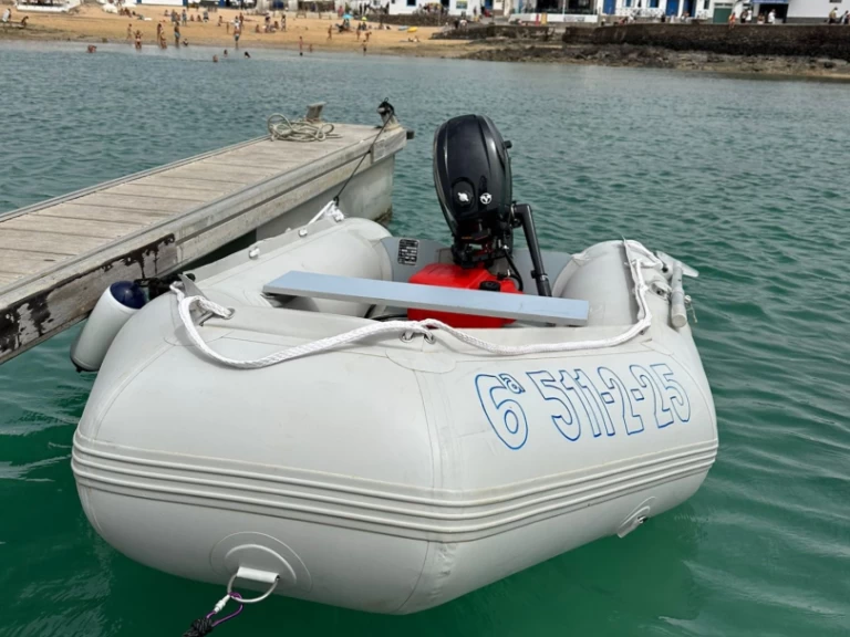 Ocean-Bay neumatica te huur van particulier of professional in Caleta de Sebo