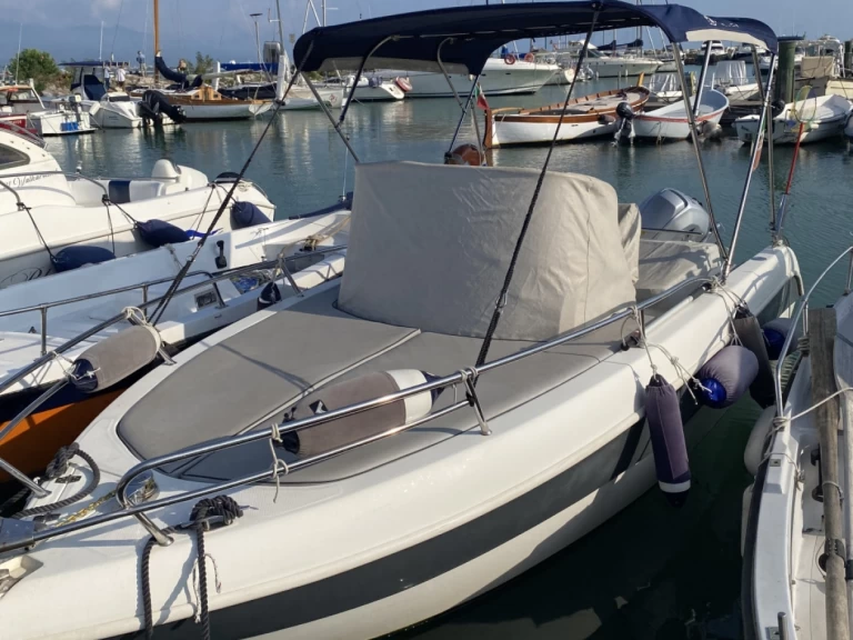 Motorboot te huur in Camogli voor de beste prijs