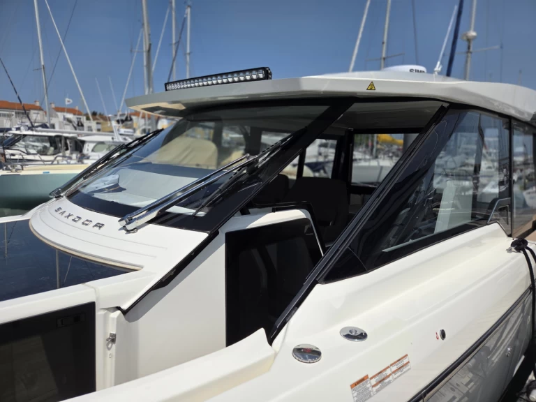 Huur een Saxdor Saxdor 400 GTC in Les Sables-d'Olonne