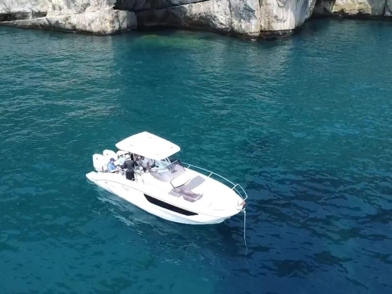 Motorboot te huur in Amalfi voor de beste prijs