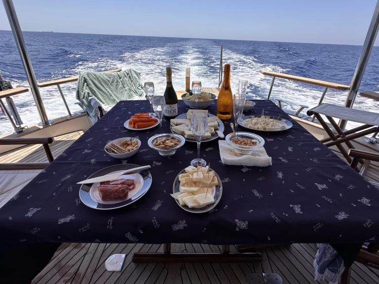 Menorquin-Yachts Menorquin yacht 160 fly  te huur van particulier of professional in Marzamemi