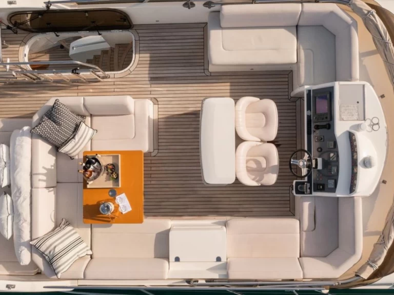 Jachthuur in Portisco - Princess Princess 62 Fly via SamBoat