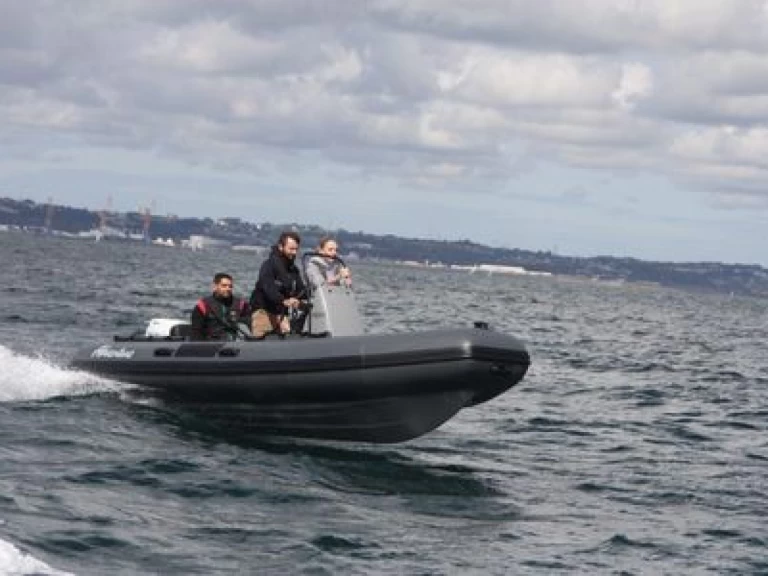 Adventure Vesta 500  te huur van particulier of professional in Larmor-Plage