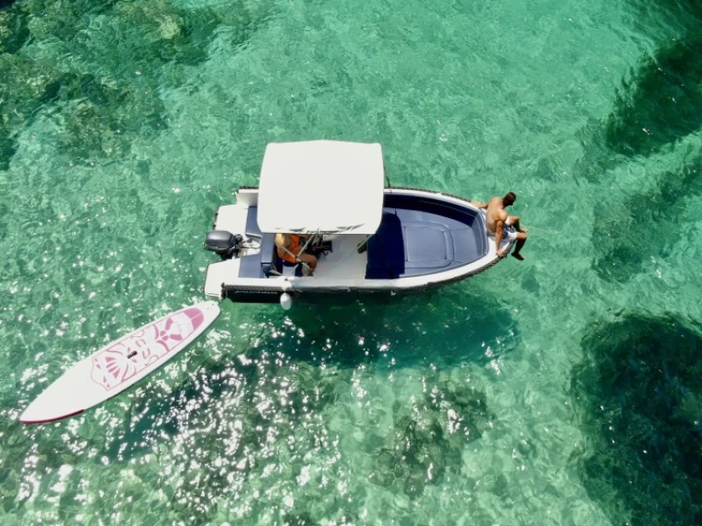 Bootverhuur Vanquish 20 in Sant Antoni de Portmany via SamBoat