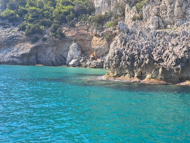 Bootverhuur Gaeta goedkoop Walkaround 630