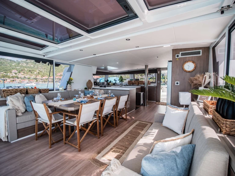 Bali Southern Queen te huur van particulier of professional in Britse Maagden Eilanden