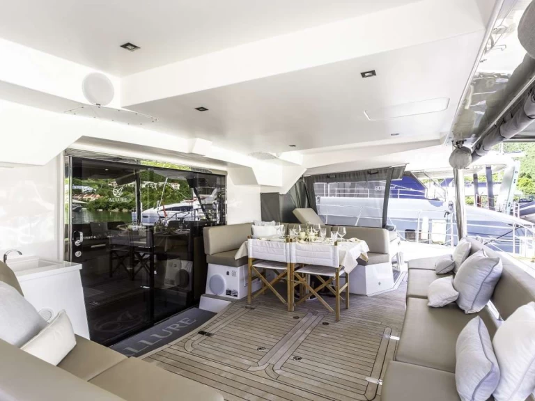 Privilege ALLURE 64 te huur van particulier of professional in Grenadines
