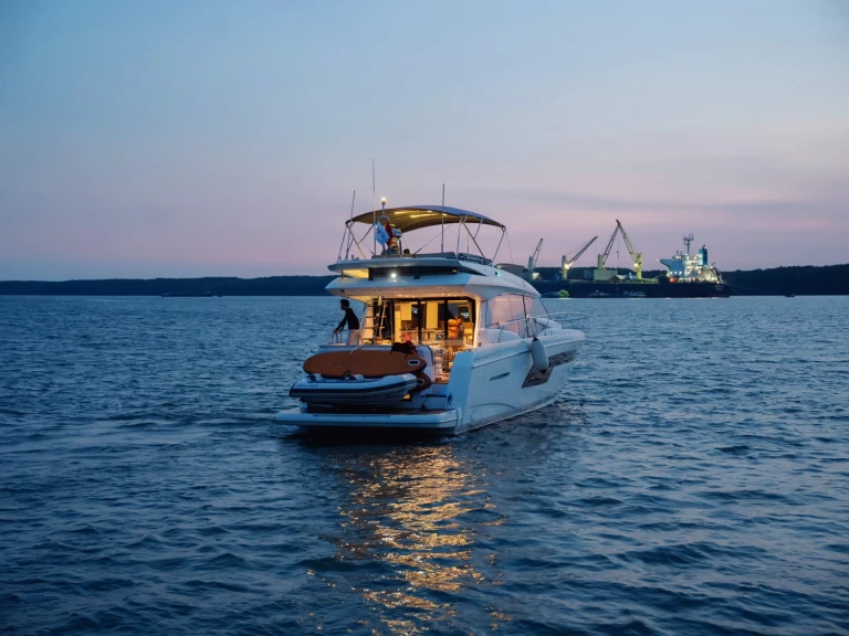 Bootverhuur Phường Hiệp Bình Phước goedkoop Princess 62 Fly