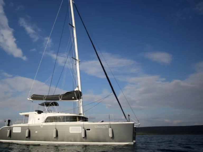 Verhuur Catamaran in Ibiza Town - Lagoon Lagoon 440