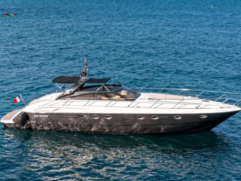 Jachthuur in Saint-Tropez - Princess Princess V55 via SamBoat