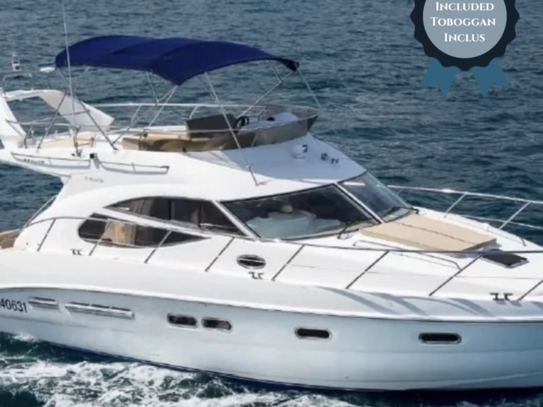Huur een Sealine F425  in Saint-Tropez