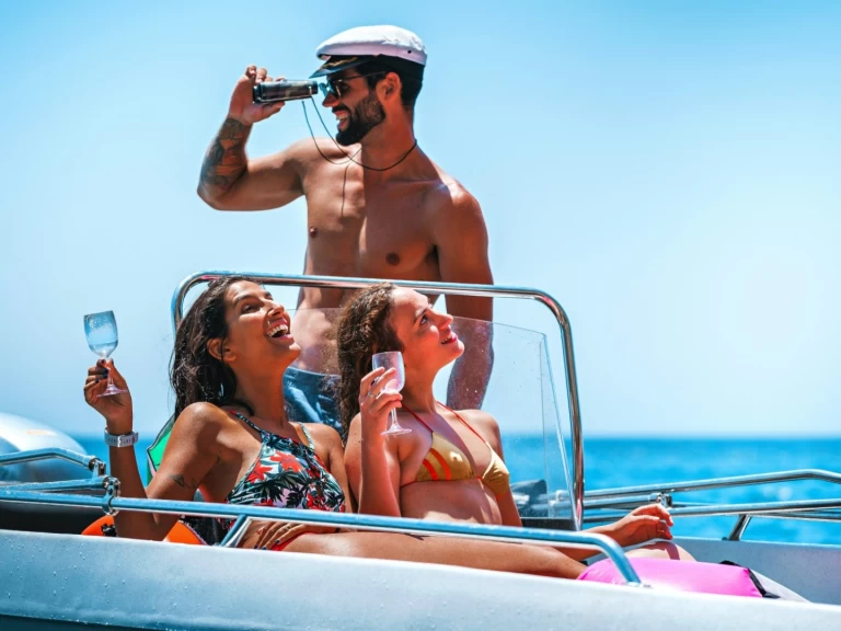 Huur een Pioner Maxi Viking in Sesimbra