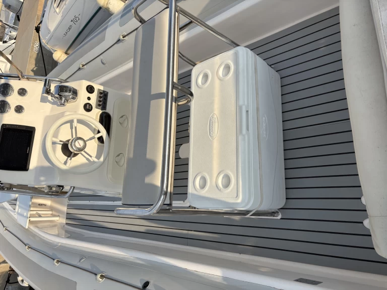 Huur een Valiant Valiant 760 Sport in Cavalaire-sur-Mer