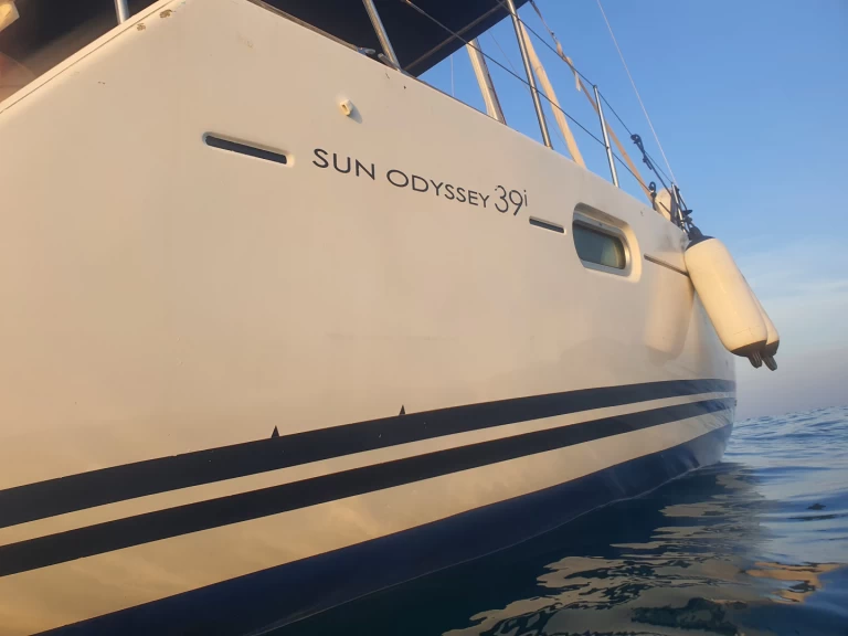 Huur een Jeanneau Sun Odyssey 39i Performance in Port Balís
