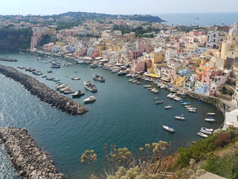 Bootverhuur Napels goedkoop Cadet