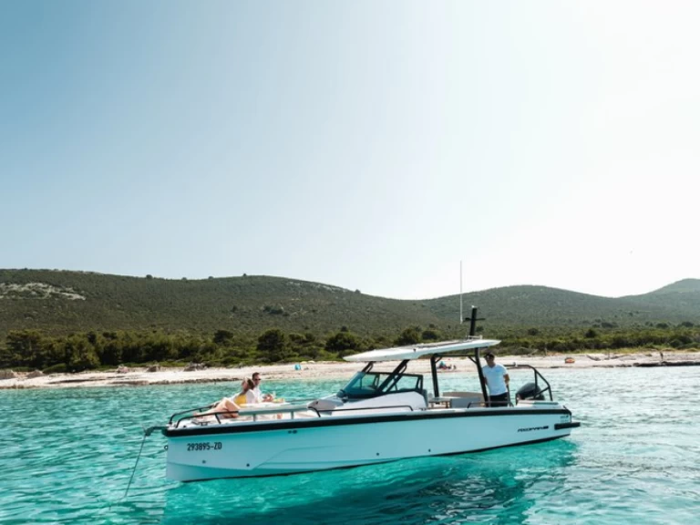 Bootverhuur Zaton goedkoop Axopar 29 Sun Top