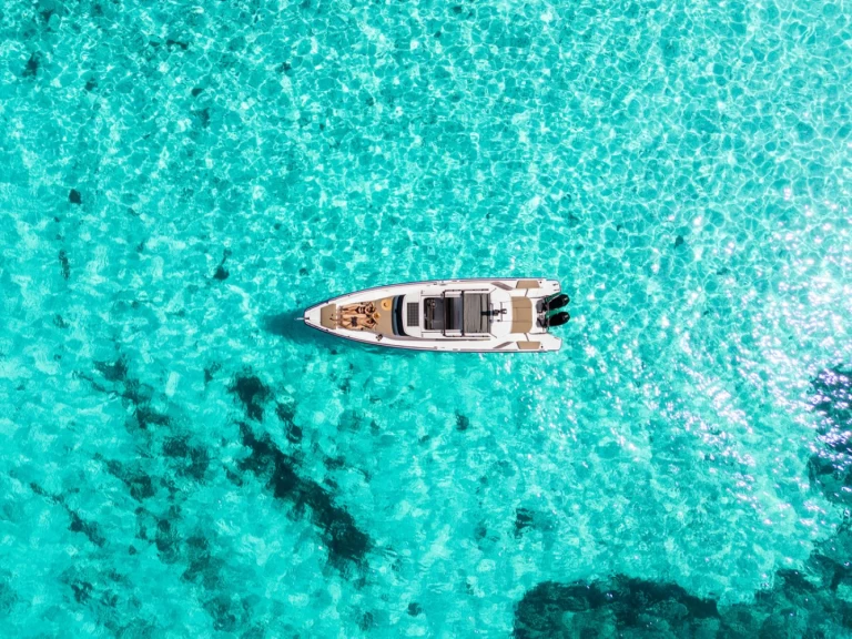 Jachthuur in Zaton - Axopar Axopar 37 Sun-Top via SamBoat