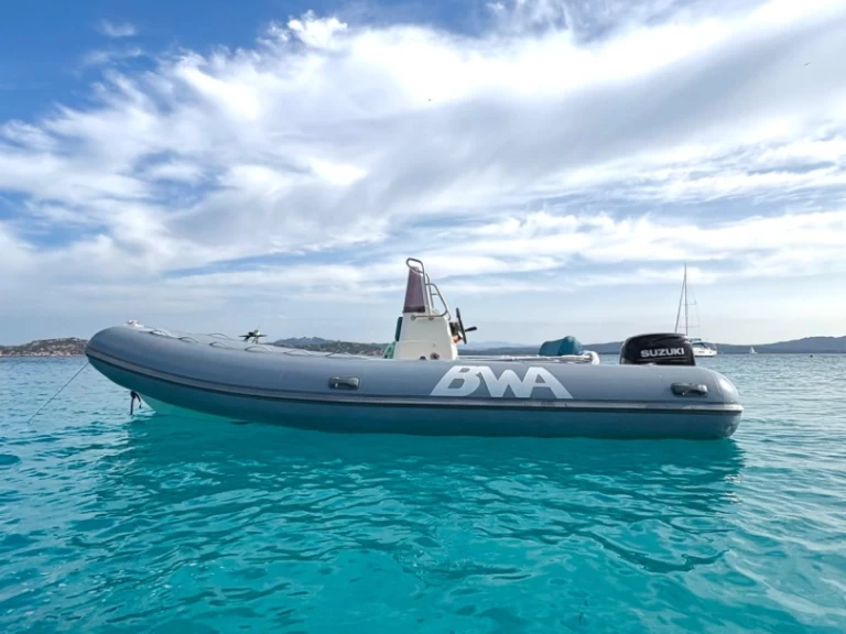 Bootverhuur Porto Pollo goedkoop California 550