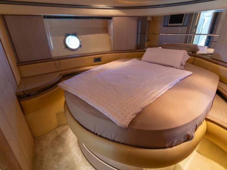 Azimut Azimut 50 Fly te huur van particulier of professional in Poreč