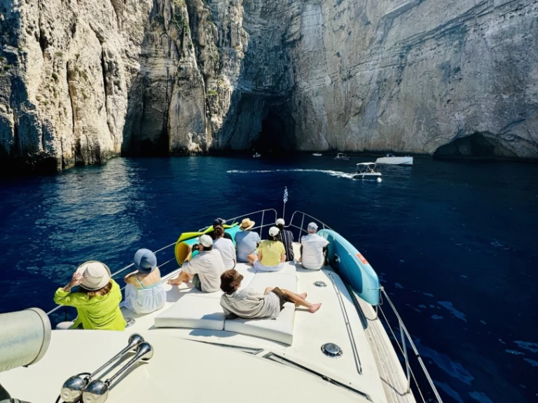 Jachthuur in Korfoe - Princess, UK 47 Flybridge via SamBoat