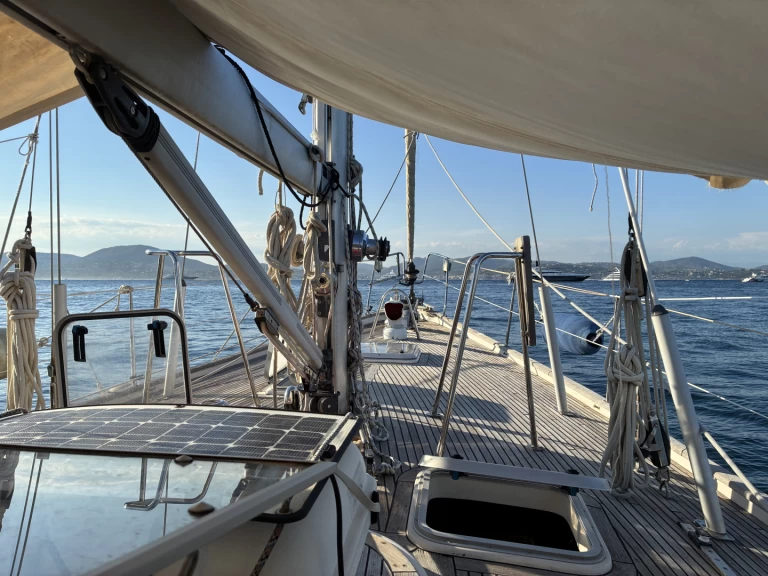 Bootverhuur Halberg-Rassy HR 42 in Saint-Tropez via SamBoat