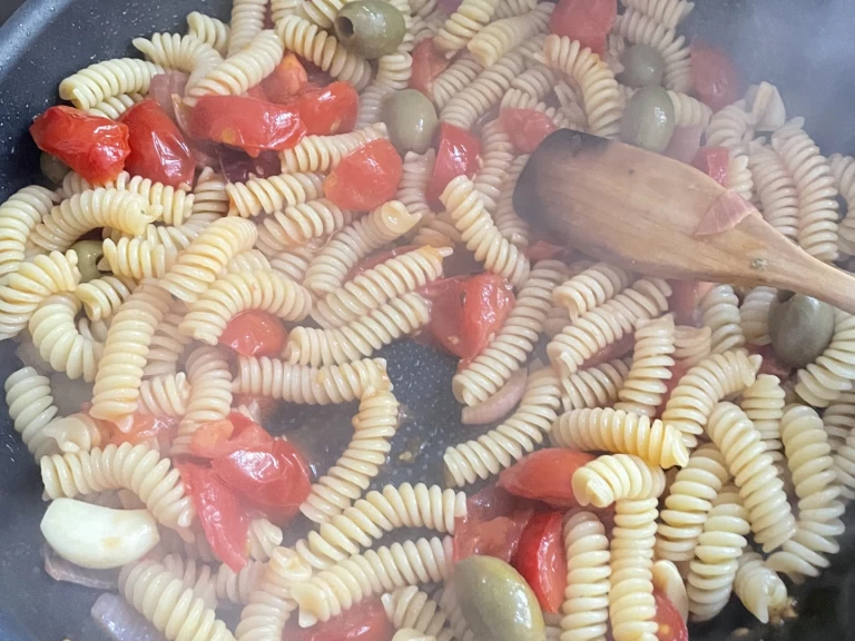 Huur een Halberg-Rassy HR 42 in Saint-Tropez