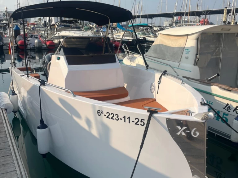 Boats maks Catt X6 te huur van particulier of professional in Alicante