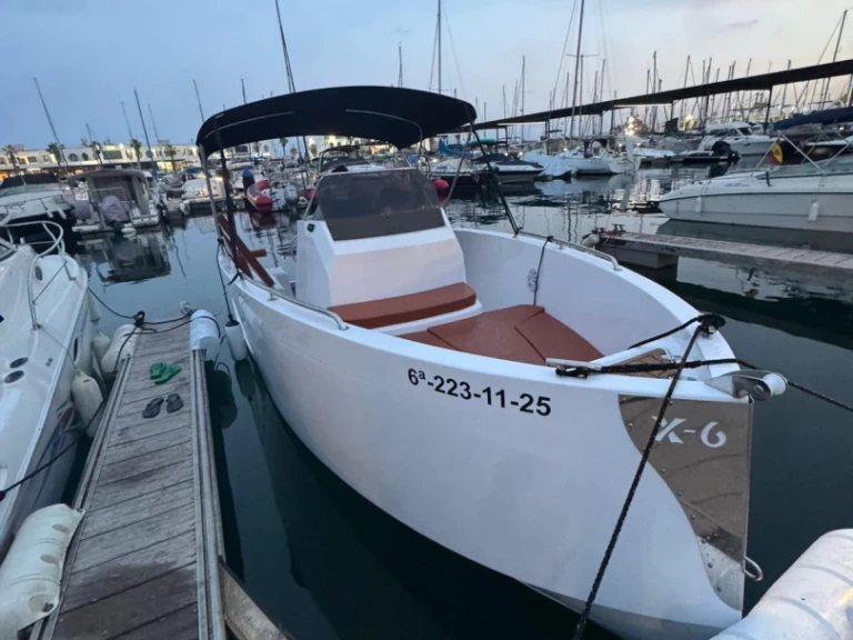 Bootverhuur Alicante goedkoop Catt X6