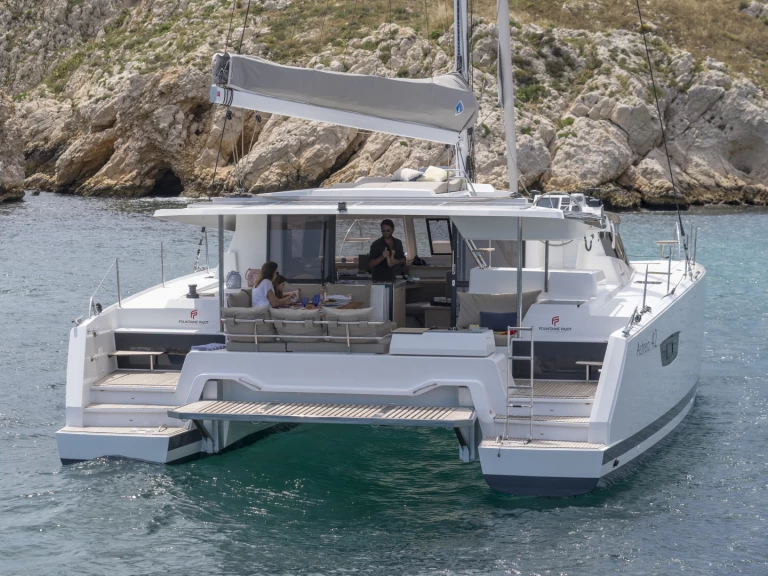 Verhuur Catamaran in Marseille - Fountaine Pajot Astrea 42