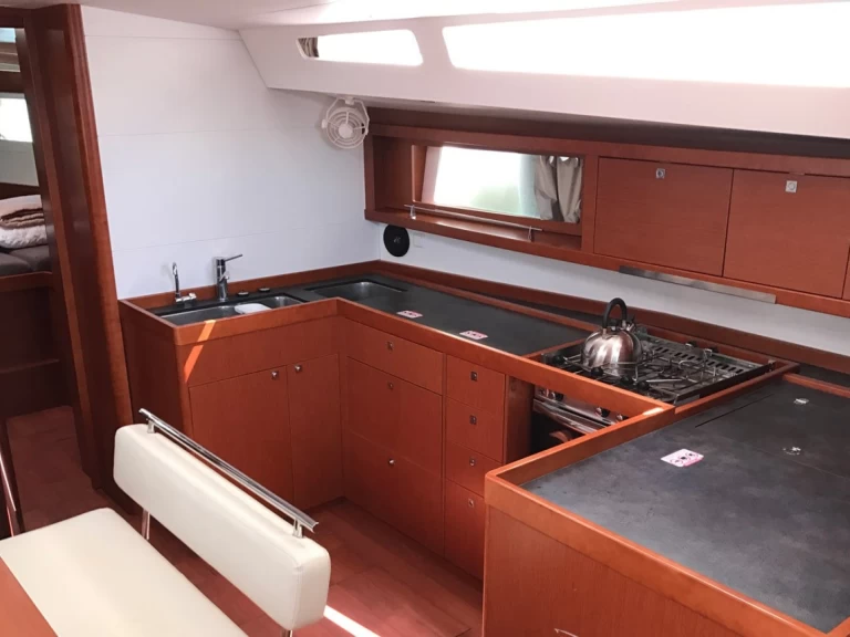 Verhuur Zeilboot in Álimos - Bénéteau Oceanis 48