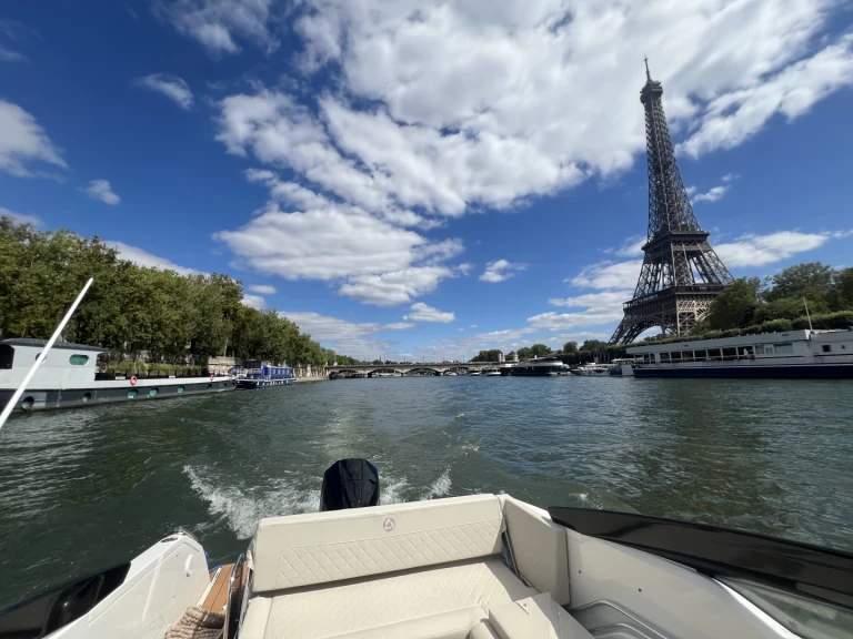 Parker 720 Adventure te huur van particulier of professional in Paris