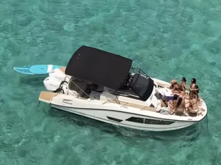 Huur een Quicksilver Activ 875 Sundeck in Ibiza Town