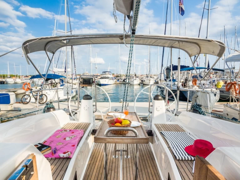 Verhuur Zeilboot Bavaria met vaarbewijs