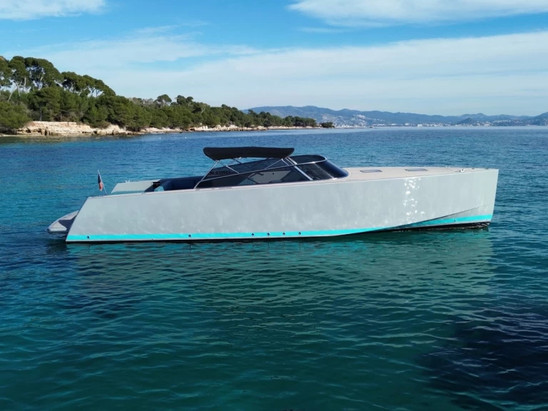 Verhuur Motorboot VanDutch met vaarbewijs