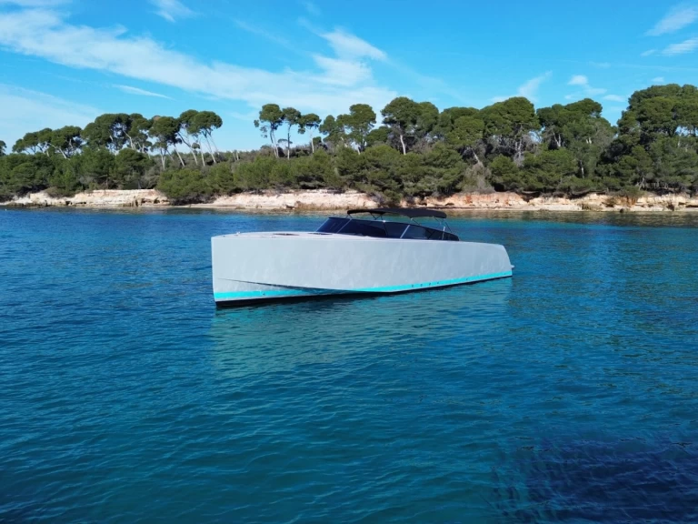 Huur Motorboot met of zonder schipper VanDutch in Saint-Jean-Cap-Ferrat
