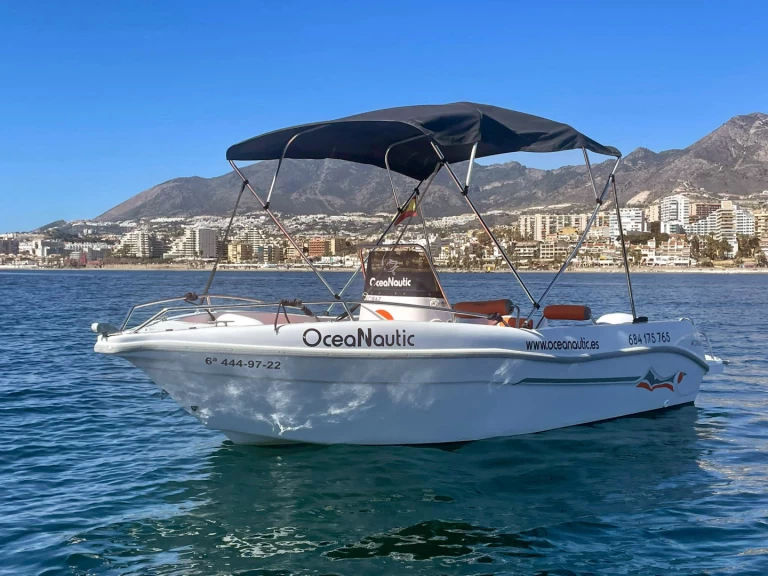 Motorboot te huur in Puerto Deportivo de Lujo en Marbella voor de beste prijs
