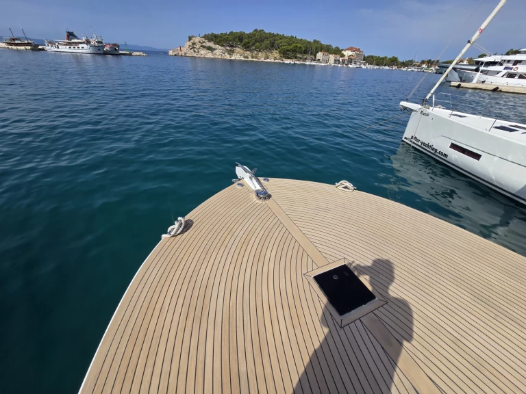 Huur Motorboot met of zonder schipper Felix 37 in Makarska