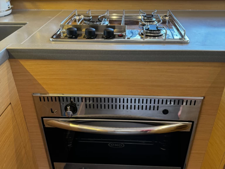 Bootverhuur Rogoznica goedkoop Lagoon 450 F