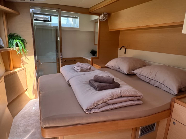 Bootverhuur Lagoon Lagoon 52 F in Rogoznica via SamBoat