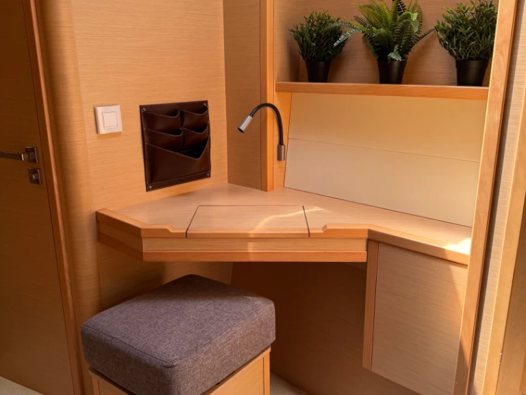 Huur Catamaran met of zonder schipper Lagoon in Rogoznica