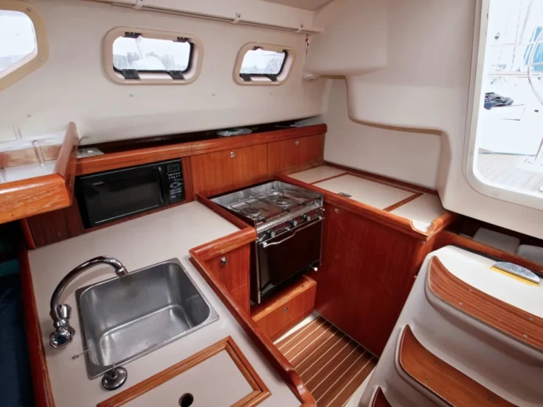 Hunter Hunter 320 te huur van particulier of professional in Castellammare del Golfo