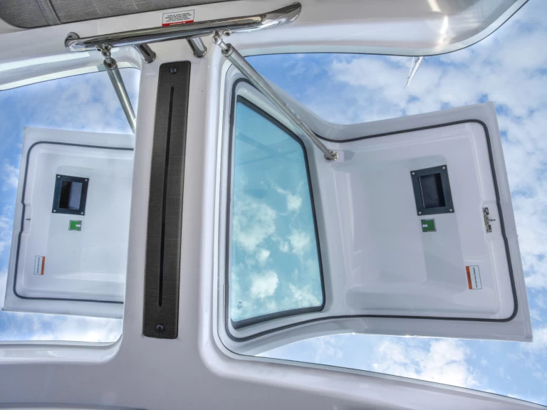 Verhuur Motorboot Axopar met vaarbewijs