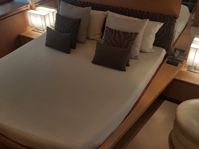 Huur Jacht met of zonder schipper Evo Marine Deauville  in Loano