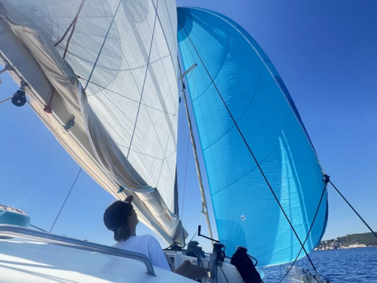 Catamaran te huur in Hyères voor de beste prijs
