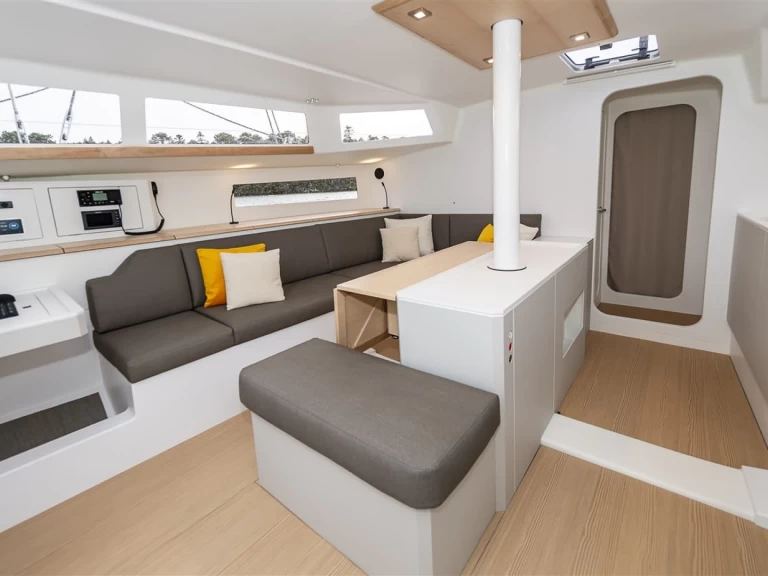 Bootverhuur Pogo Structures Pogo 44 in Portocolom via SamBoat