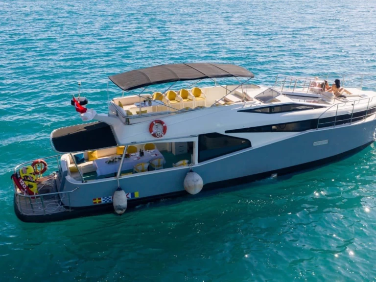 Jachthuur in Antalya (City) - Princess Princess 20 M via SamBoat