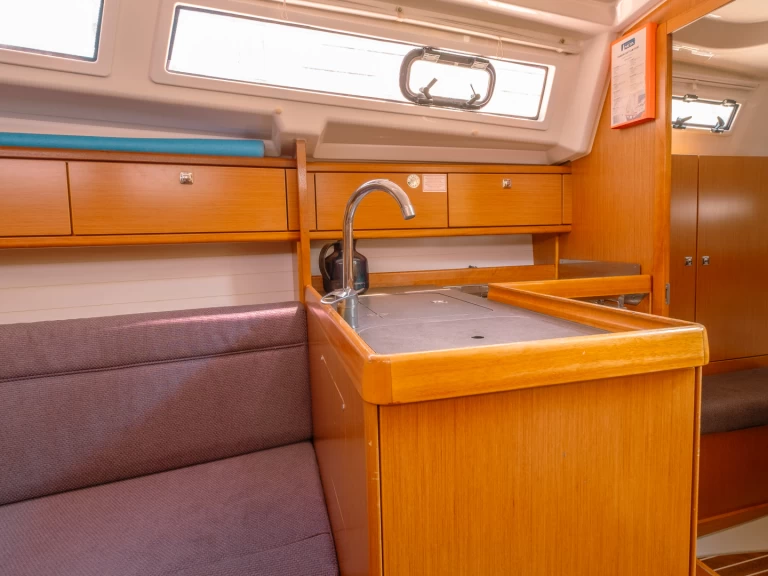 Bootverhuur Fethiye goedkoop Bavaria 33 Cruiser