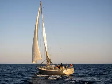 Bootverhuur Aluminium AG4MC Consolation 37 in Badia de Roses via SamBoat