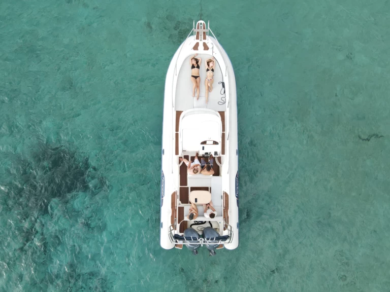 Capelli Tempest 900 WA te huur van particulier of professional in Porto-Vecchio